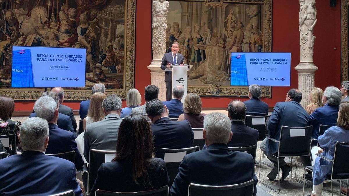 El presidente Cepyme Aragón, Gerardo Cuerva, durante su conferencia este miércoles en Aragón, en el espacio Ibercaja Patio de la Infanta. El presidente Cepyme Aragón, Gerardo Cuerva, durante su conferencia este miércoles en Aragón, en el espacio Ibercaja Patio de la Infanta.