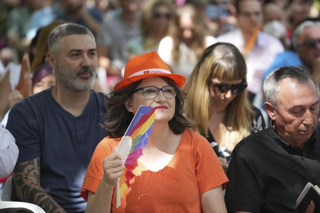 Mónica Oltra, durante un acto de Compromís junto al diputado nacional Joan Baldoví.