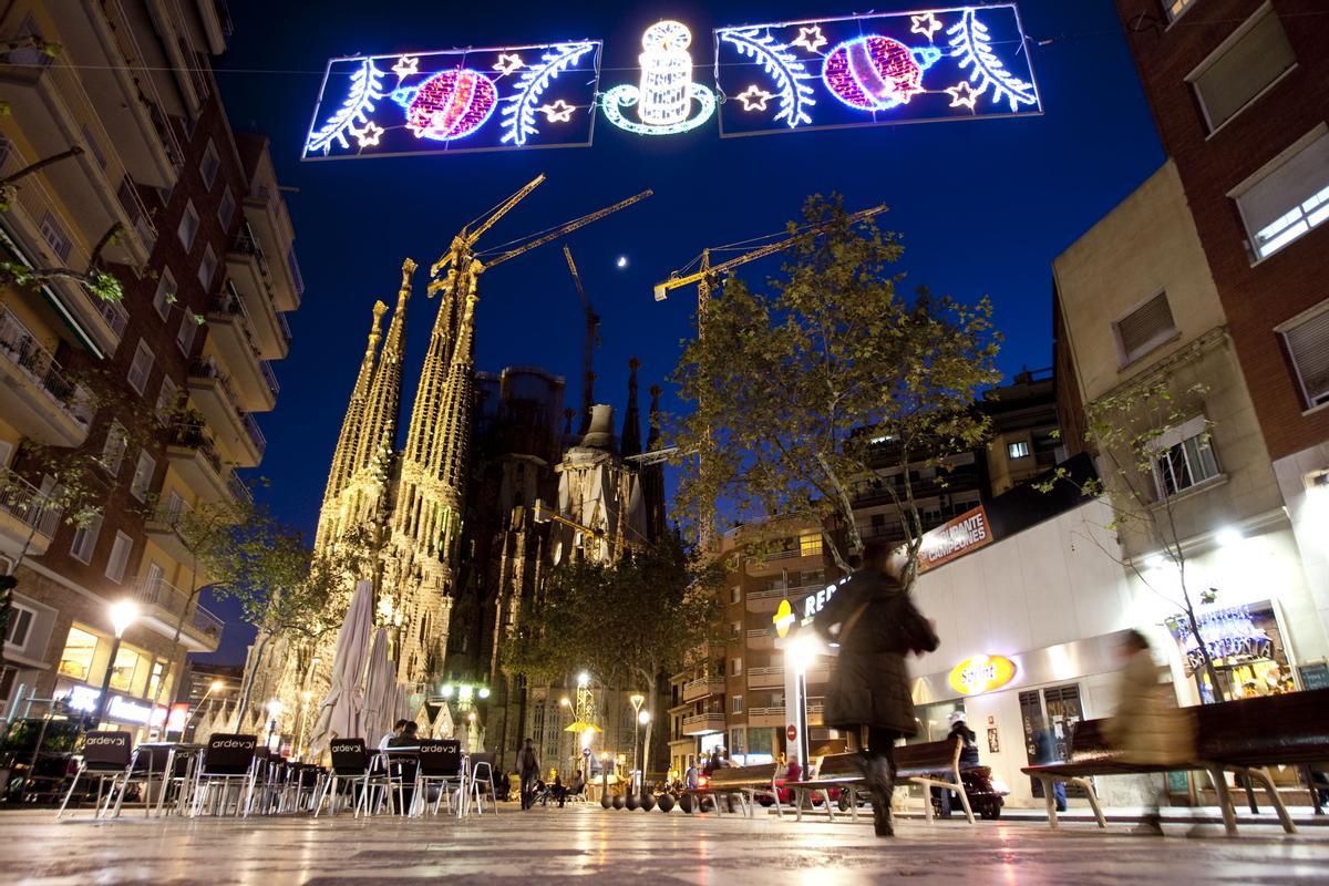 Imagen de archivo del encendido de las luces de Navidad en Barcelona.