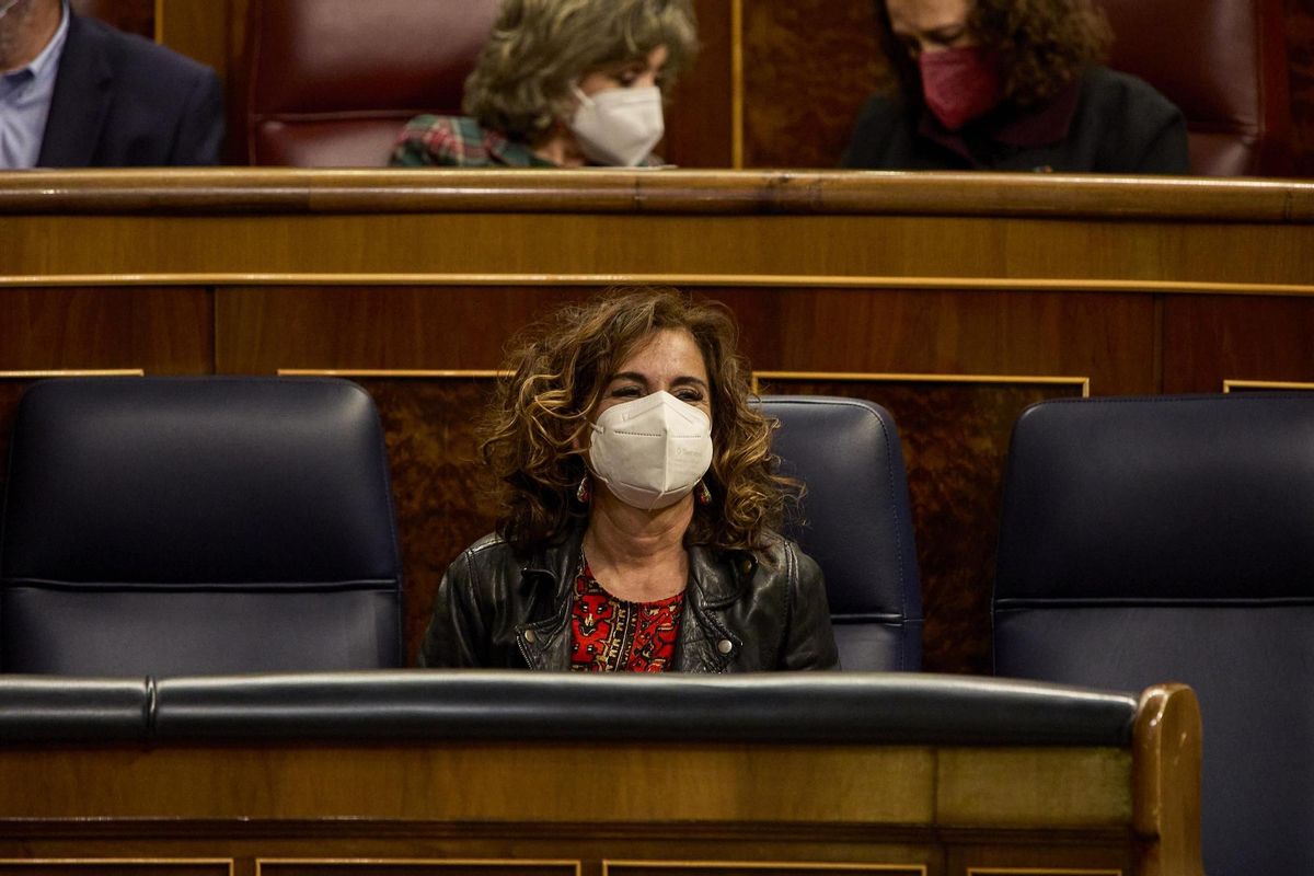 La ministra de Hacienda y Función Pública, la socialista María Jesús Montero, en una sesión plenaria en el Congreso. La ministra de Hacienda y Función Pública, la socialista María Jesús Montero, en una sesión plenaria en el Congreso.
