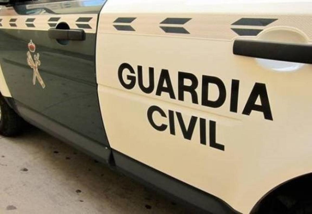 Condenados dos guardias civiles "cazados" comprando droga en la Cañada Real Condenados dos guardias civiles "cazados" comprando droga en la Cañada Real