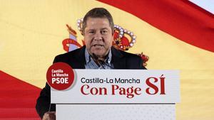 CUENCA, 26/05/2023.- El presidente de Castilla-La Mancha y candidato a la reelección por el PSOE, Emiliano García-Page, interviene en el acto de cierre de campaña electoral que los socialistas celebran hoy viernes en Cuenca. 